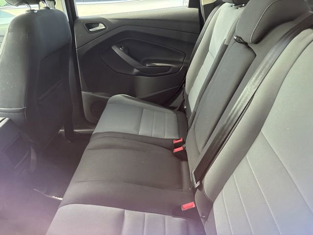 Used 2016 Ford Escape SE FWD image 9