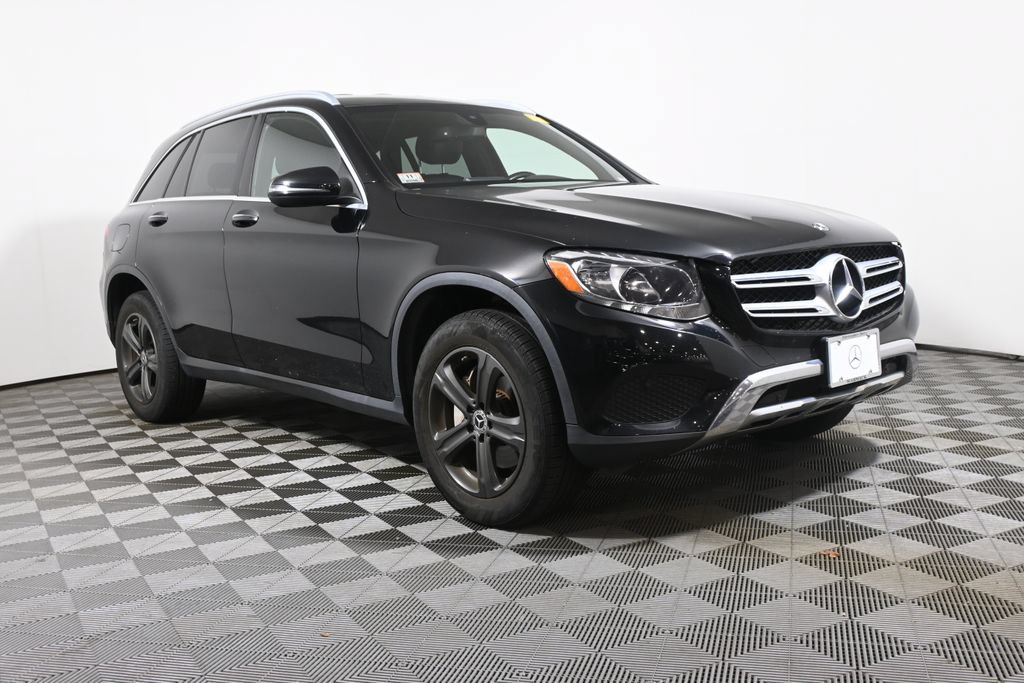 Certified 2017 Mercedes-Benz GLC 300 4MATIC image 9