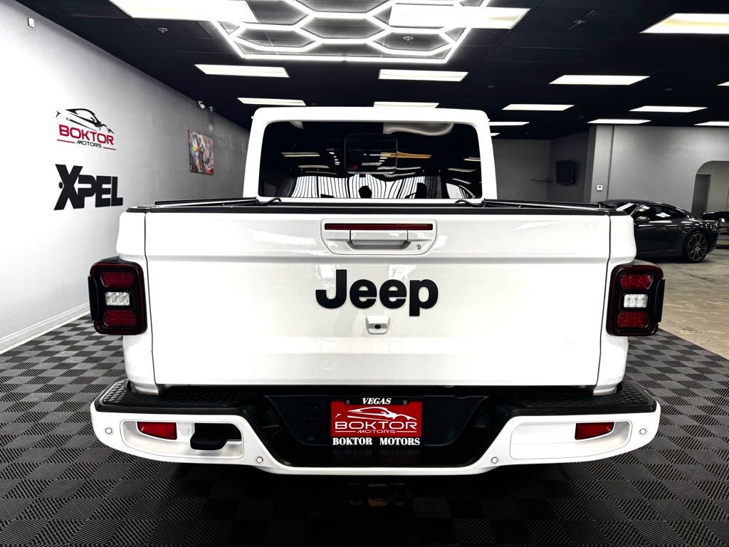 Used 2023 Jeep Gladiator Overland AWD/4WD image 12