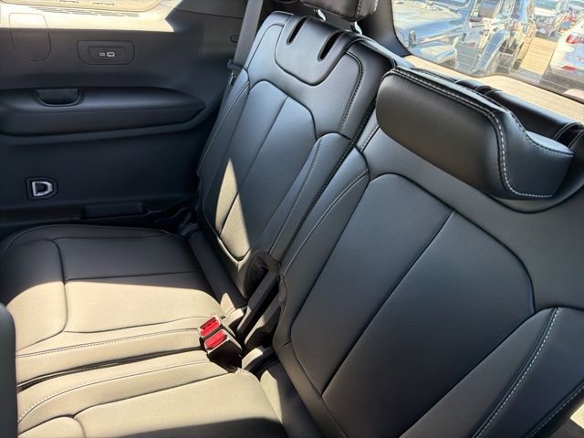 New 2026 Jeep Grand Cherokee L Limited image 14