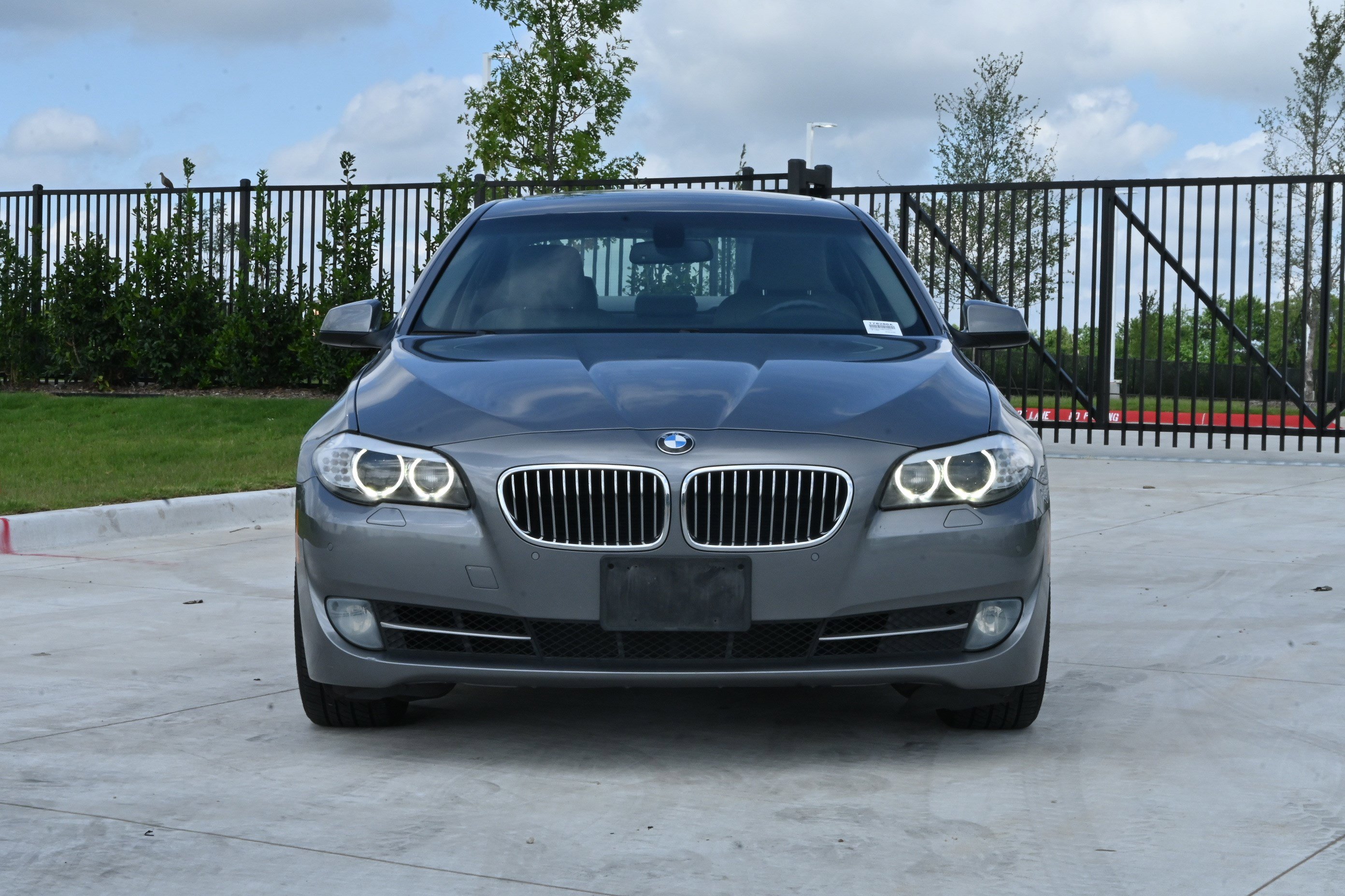 Used 2011 BMW 535i Sedan RWD image 3