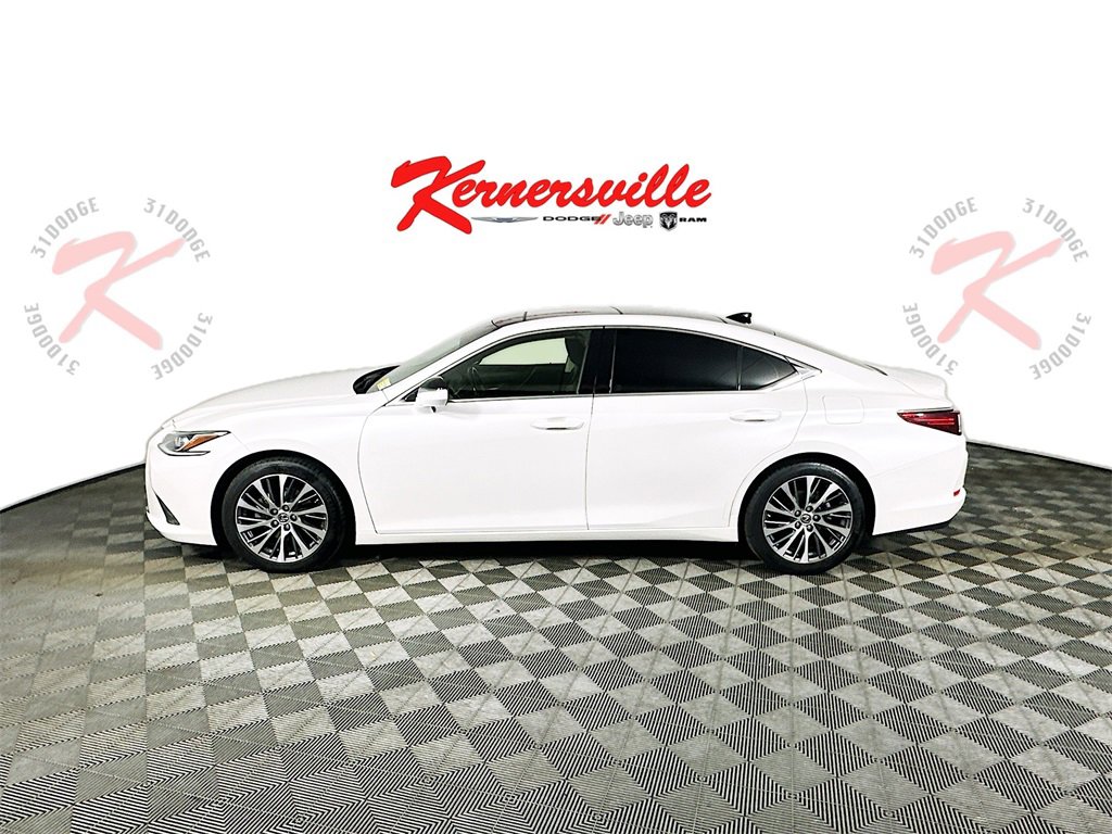 Used 2019 Lexus ES 350 w/ Premium Package image 4