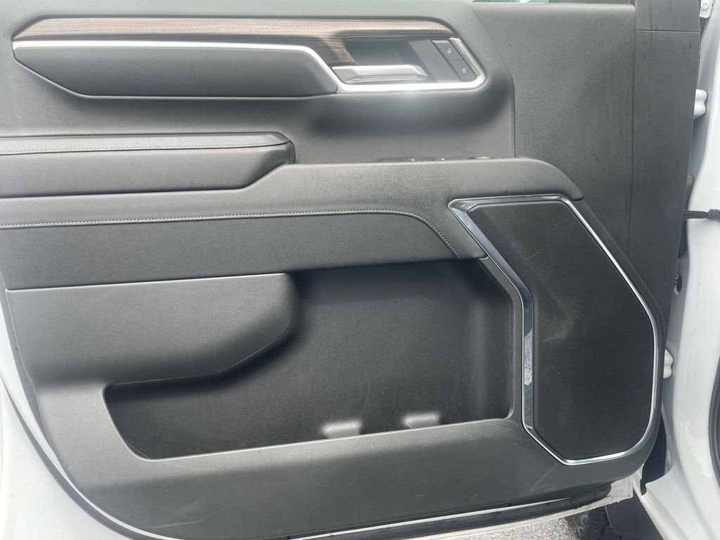 Used 2024 Chevrolet Silverado 2500 LT image 24