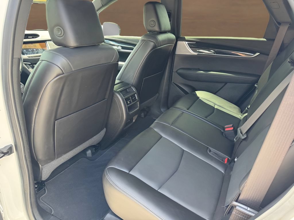 Certified 2024 Cadillac XT5 Premium Luxury FWD image 16