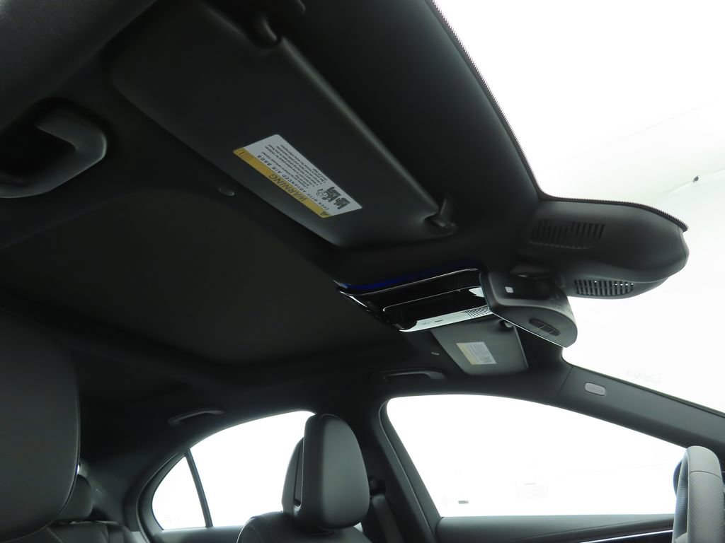 New 2025 Mercedes-Benz C 300 4MATIC Sedan image 18