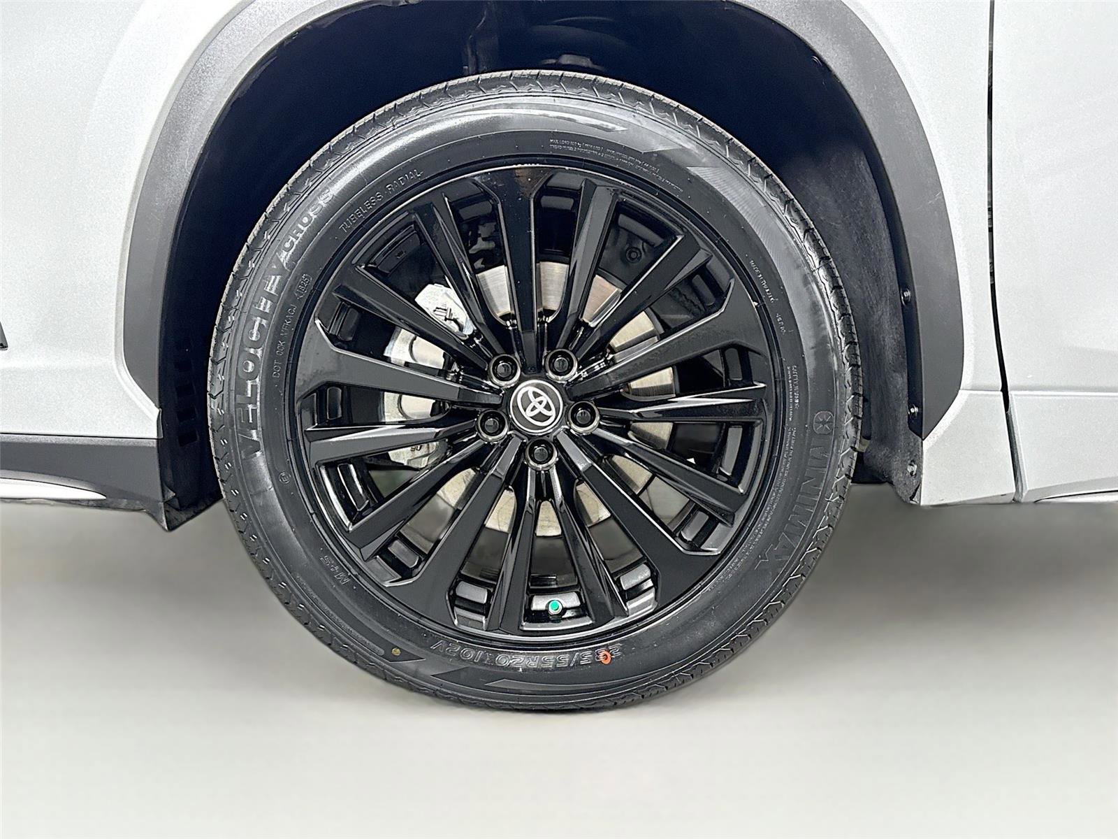 Certified 2023 Toyota Highlander XSE image 45