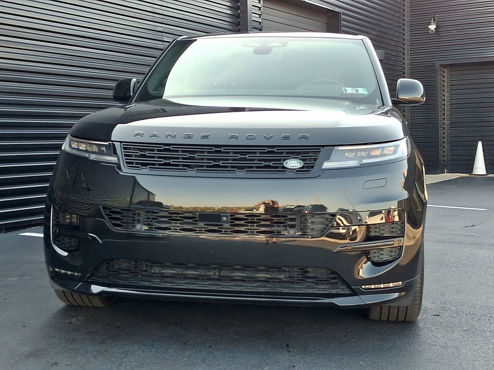 Used 2025 Land Rover Range Rover Sport Autobiography AWD/4WD image 10