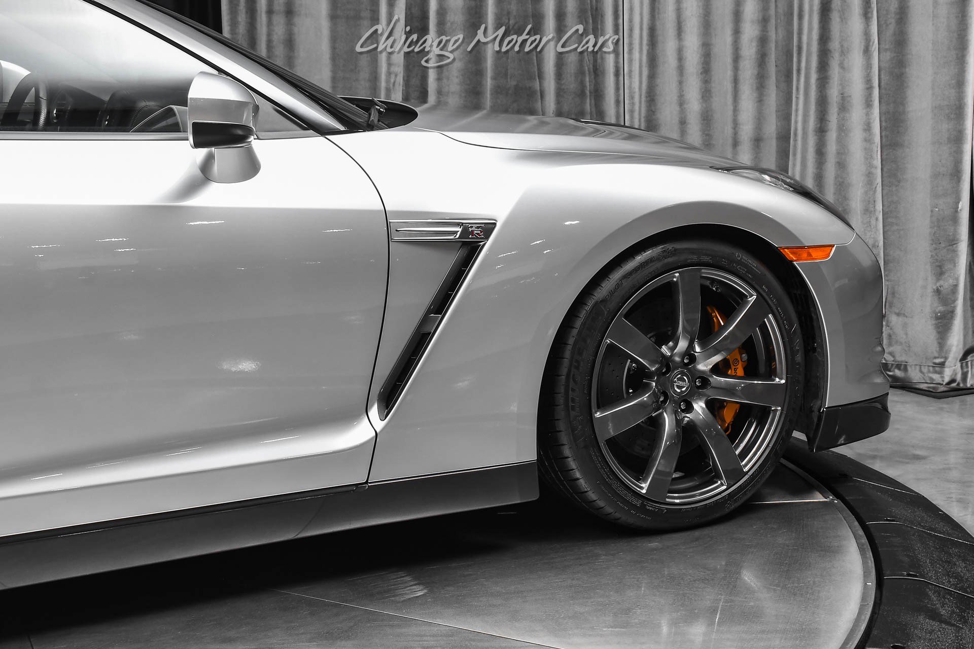 Used 2009 Nissan GT-R Premium AWD/4WD image 38