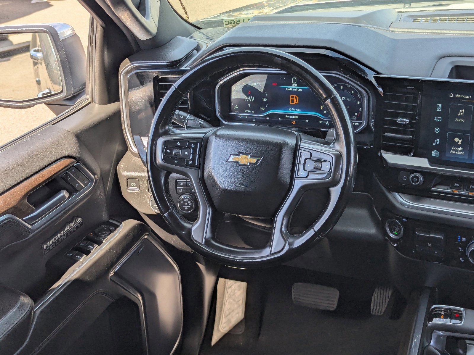 Used 2023 Chevrolet Silverado 1500 High Country w/ Technology Package image 16