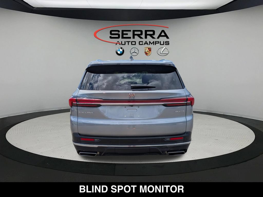 Used 2025 Buick Enclave Preferred w/ Power Package FWD image 11