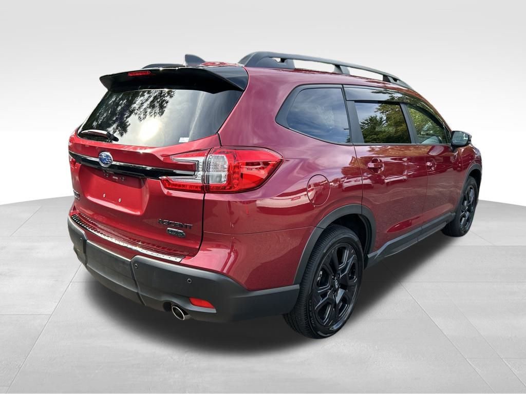 Used 2025 Subaru Ascent Bronze Edition image 7
