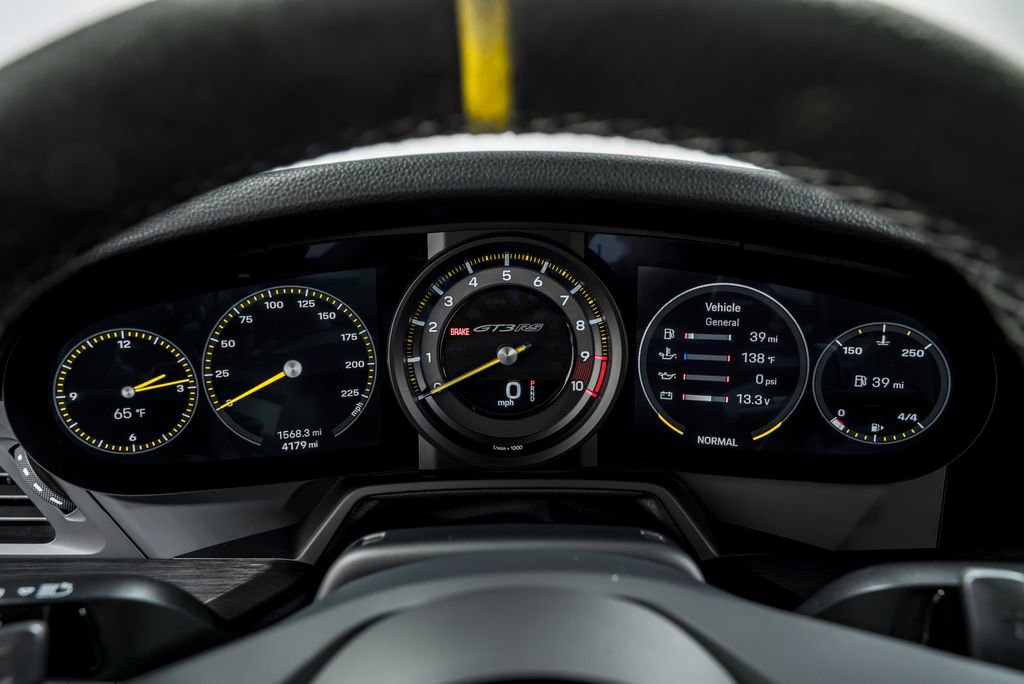 Used 2025 Porsche 911 GT3 RS RWD image 15