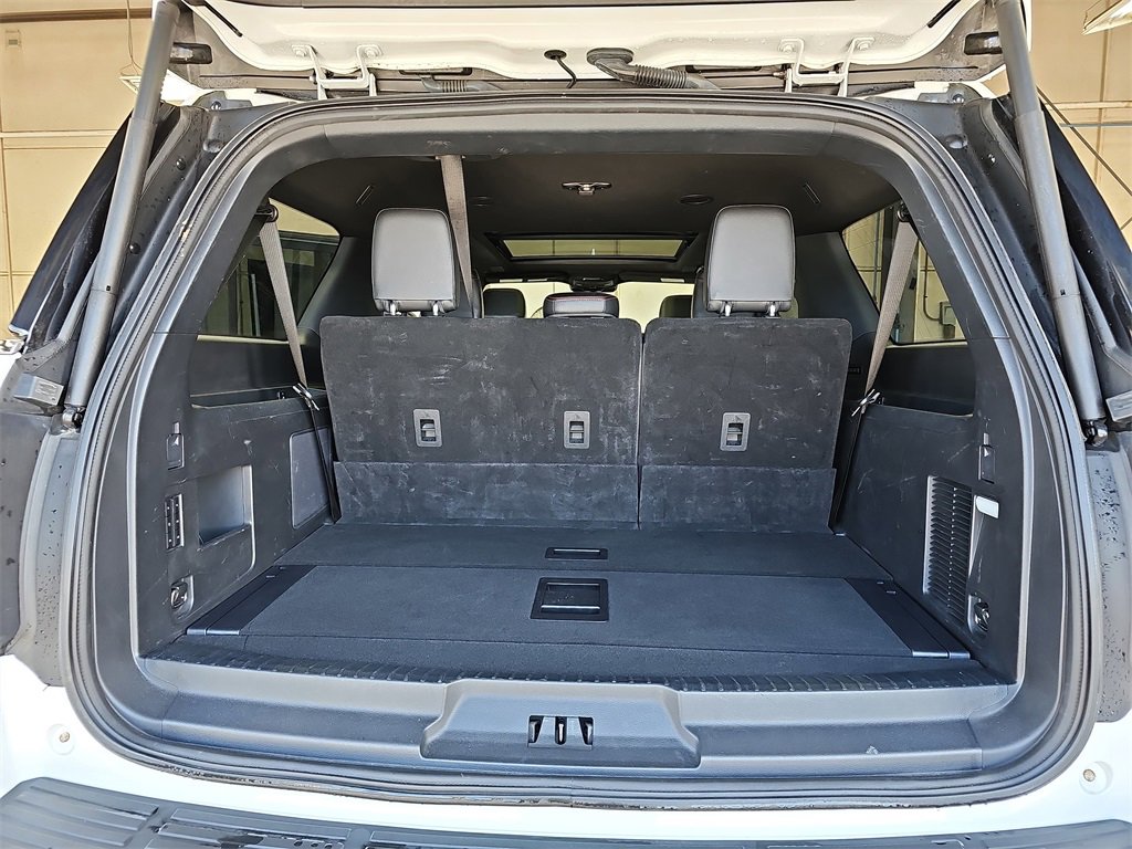 Used 2022 Ford Expedition Max Limited image 12