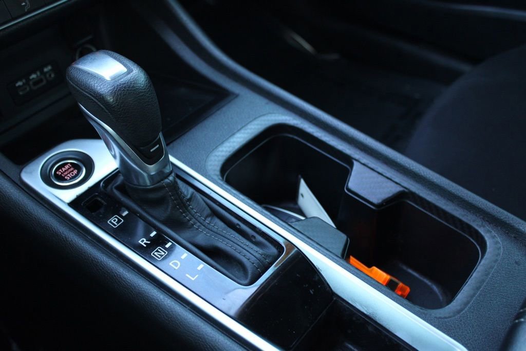 Used 2025 Nissan Sentra SV image 38