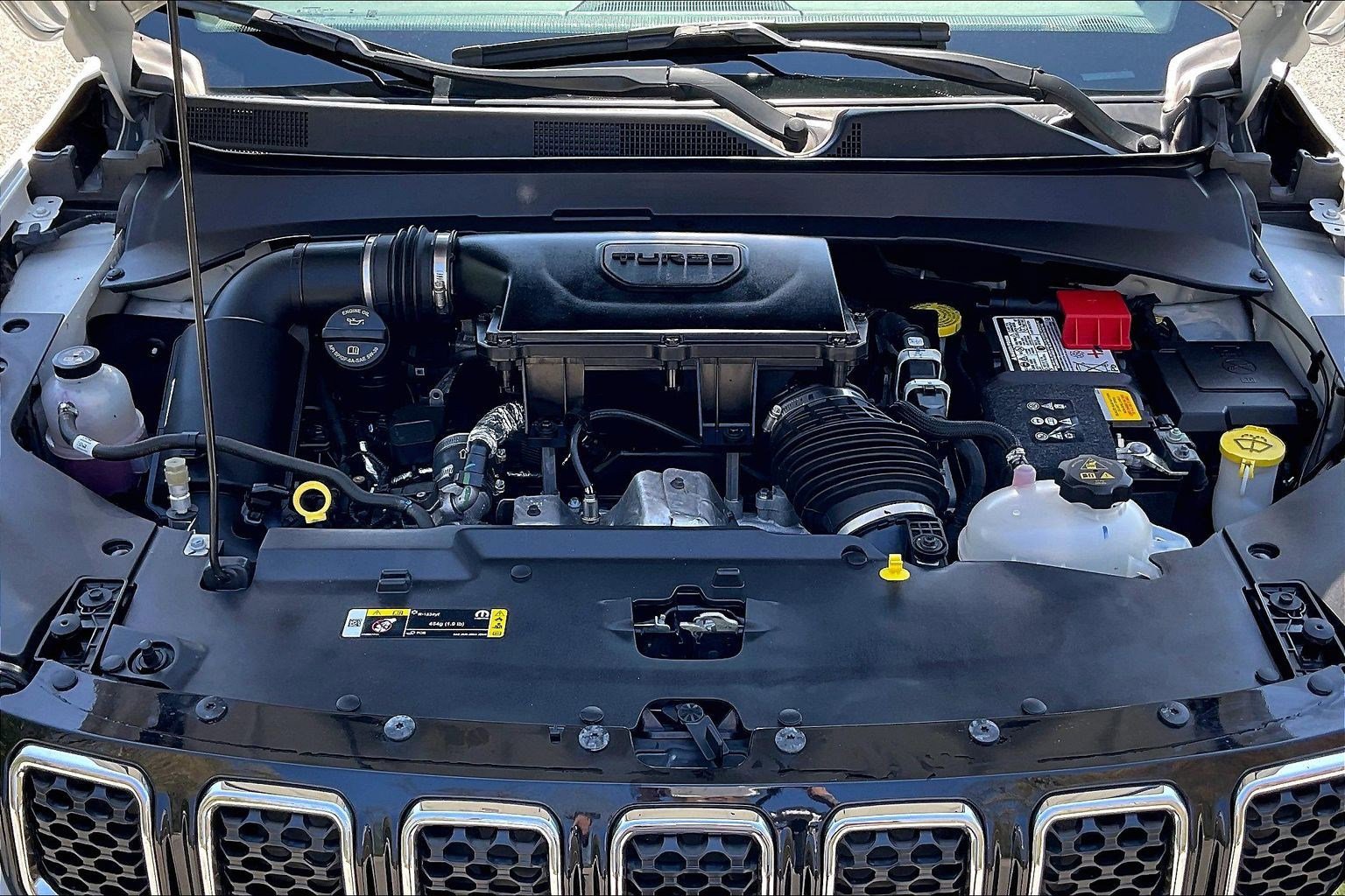 Used 2024 Jeep Compass Limited AWD/4WD image 9