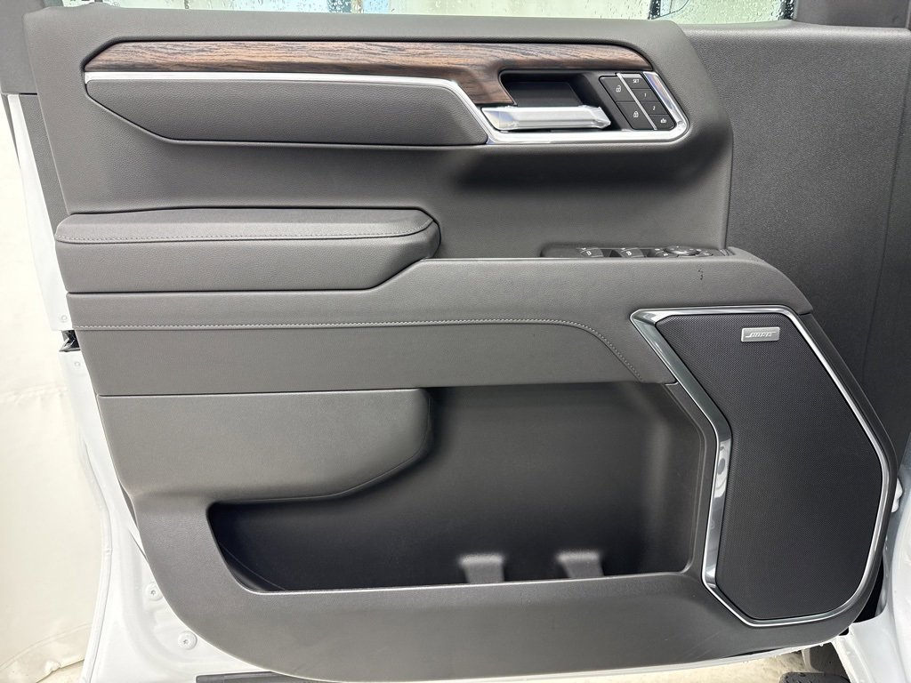 New 2026 GMC Sierra 1500 SLT w/ SLT Premium Package image 15