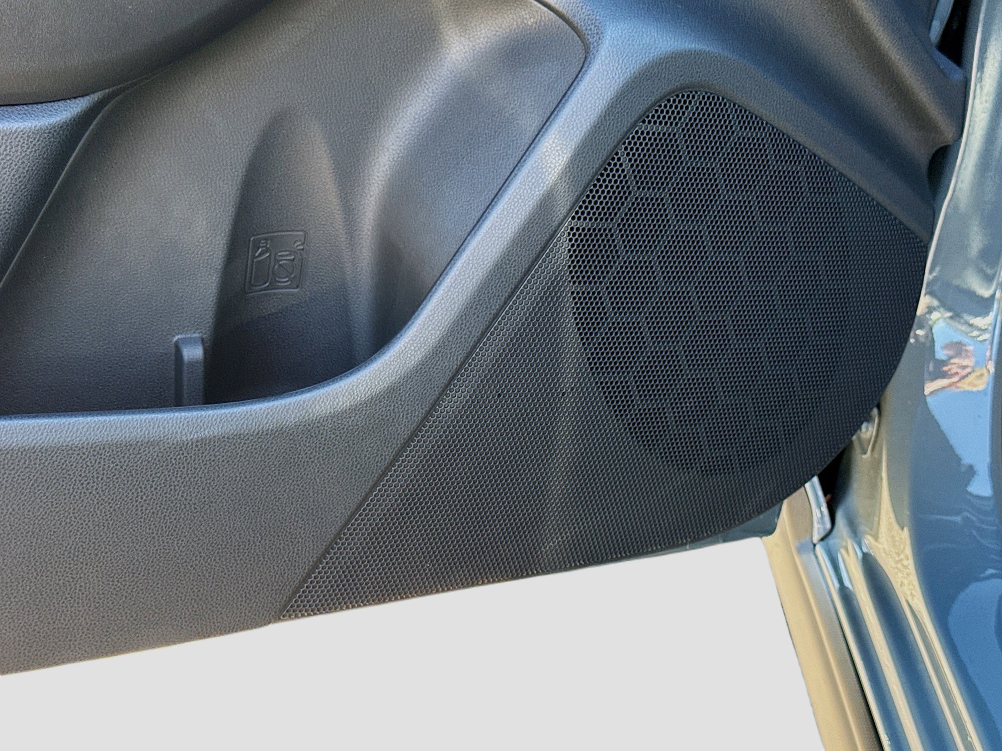 Certified 2025 Subaru Crosstrek 2.0i image 22