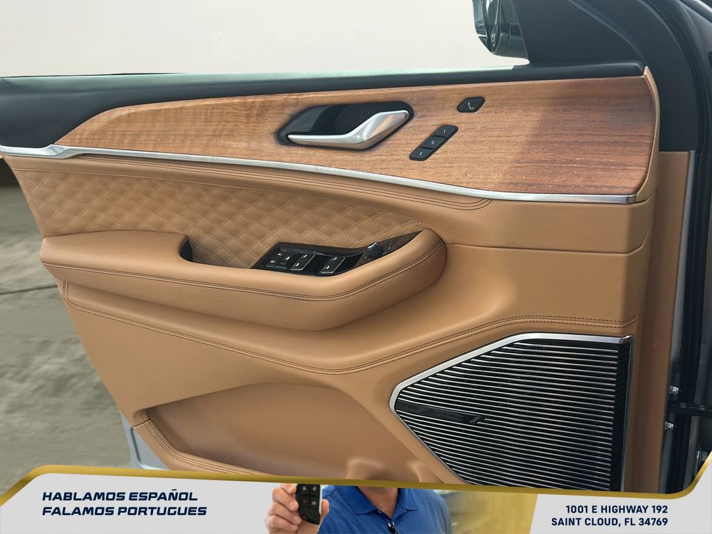 Used 2021 Jeep Grand Cherokee L Summit image 12