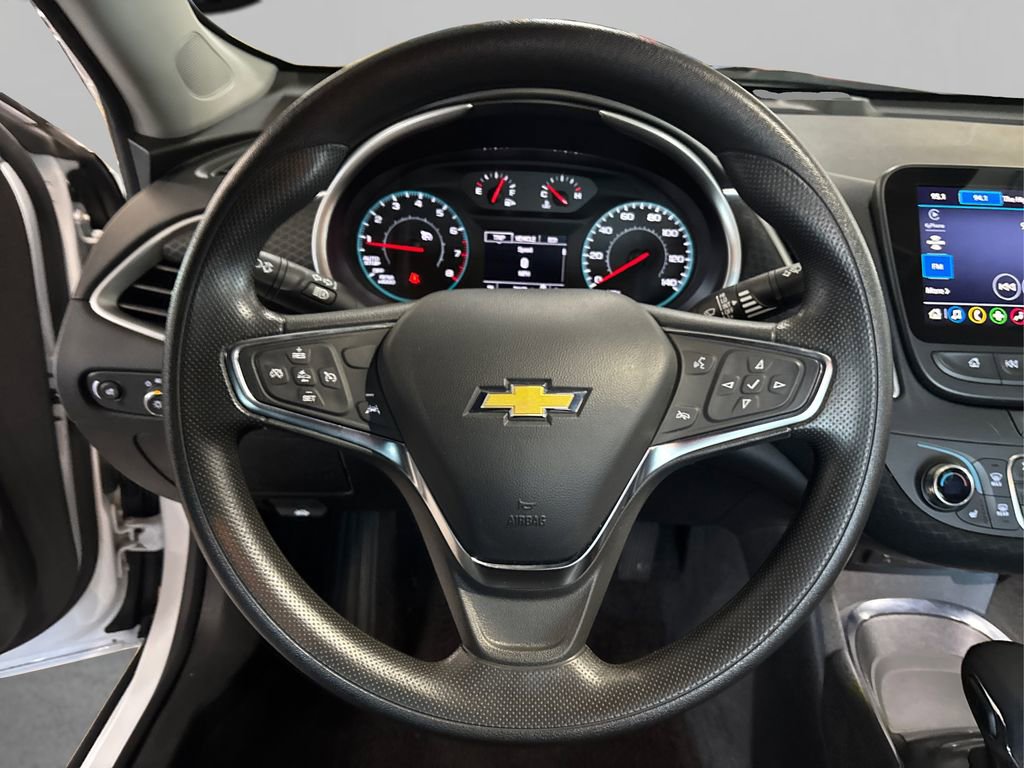 Used 2025 Chevrolet Malibu LT image 23