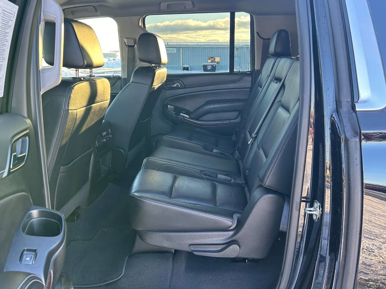 Used 2019 GMC Yukon XL SLT image 17