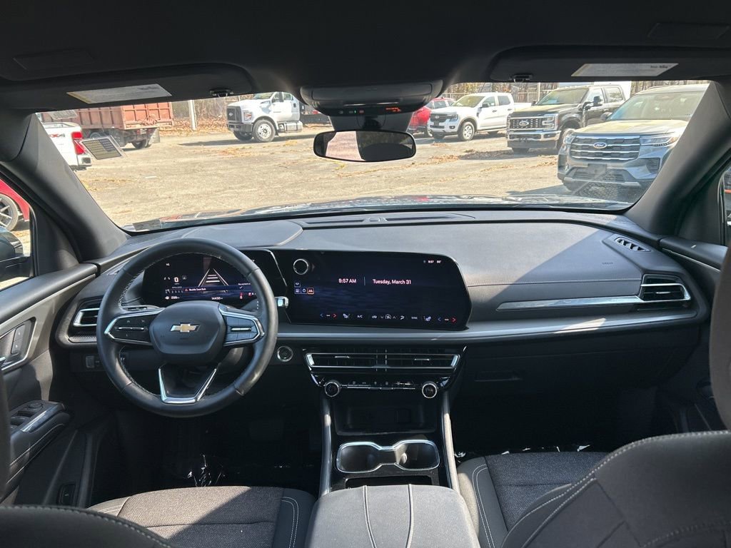 Used 2024 Chevrolet Traverse LT w/ Trailering Package image 30