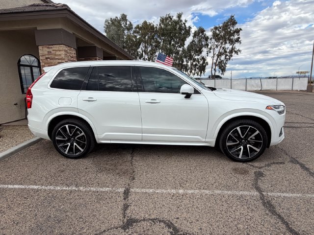 Used 2022 Volvo XC90 T6 Momentum w/ Climate Package AWD/4WD image 13