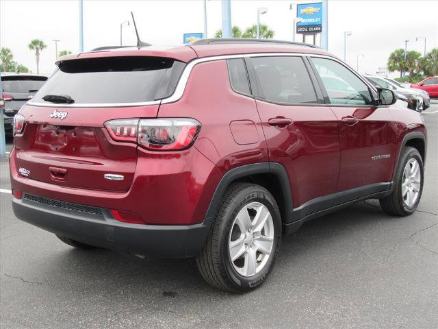 Used 2022 Jeep Compass Latitude w/ Convenience Group FWD image 5