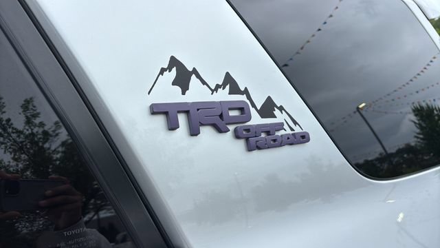 Used 2019 Toyota 4Runner TRD Off-Road AWD/4WD image 35