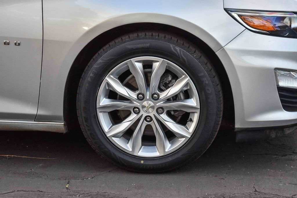 Used 2019 Chevrolet Malibu LT image 11