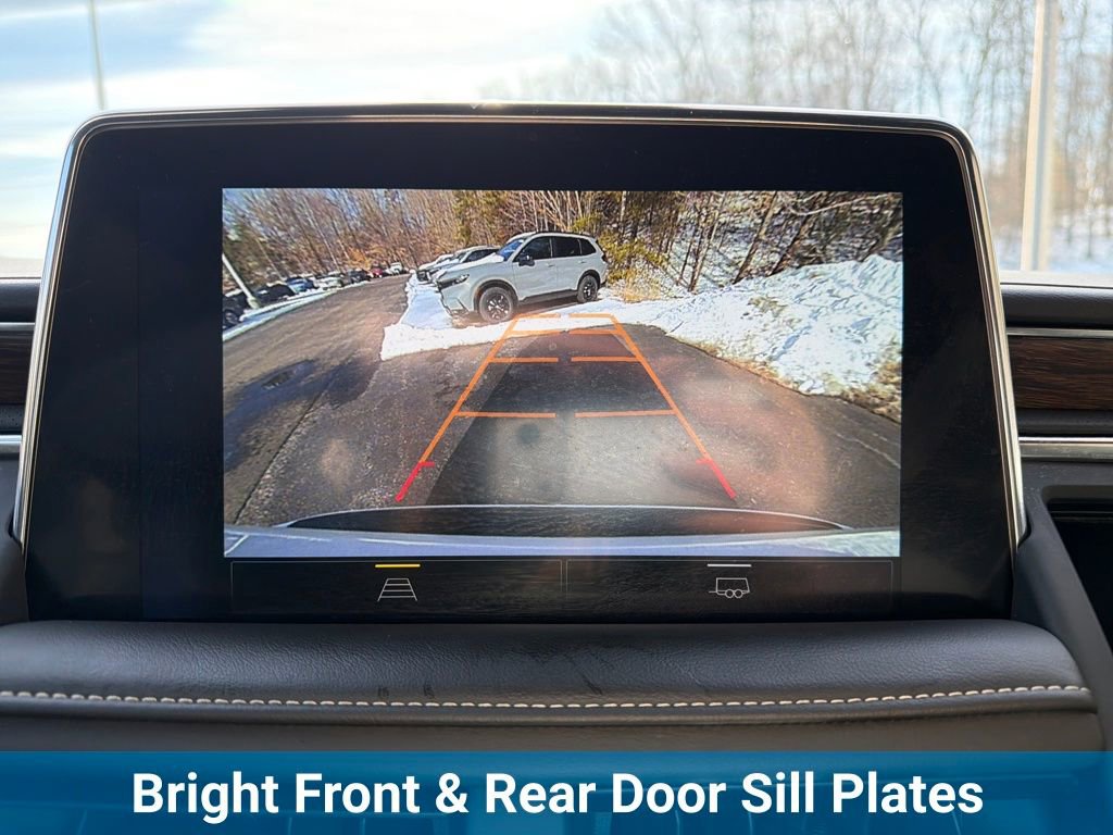 Used 2023 Chevrolet Suburban Premier image 24