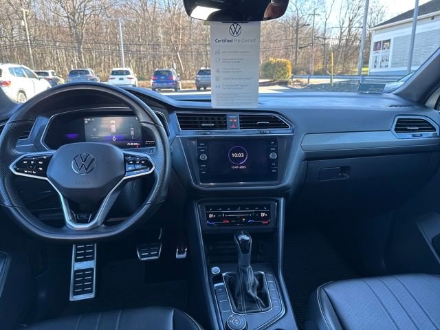 Certified 2022 Volkswagen Tiguan SE R-Line image 16