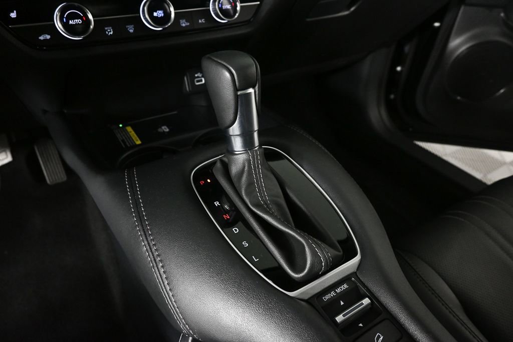 Used 2024 Honda HR-V EX-L image 14