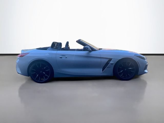 Used 2026 BMW Z4 M40i w/ Premium Package RWD image 8