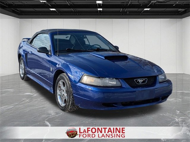 Used 2004 Ford Mustang Convertible image 7