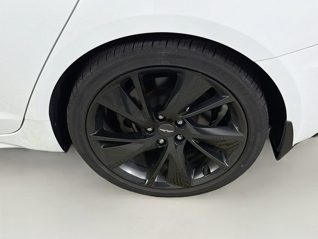 Used 2023 Genesis G70 2.0T w/ Sport Prestige Package image 32