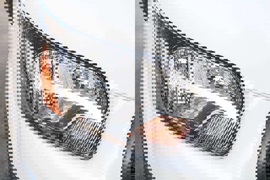 New 2025 Ford Transit 250 148 Medium Roof image 4