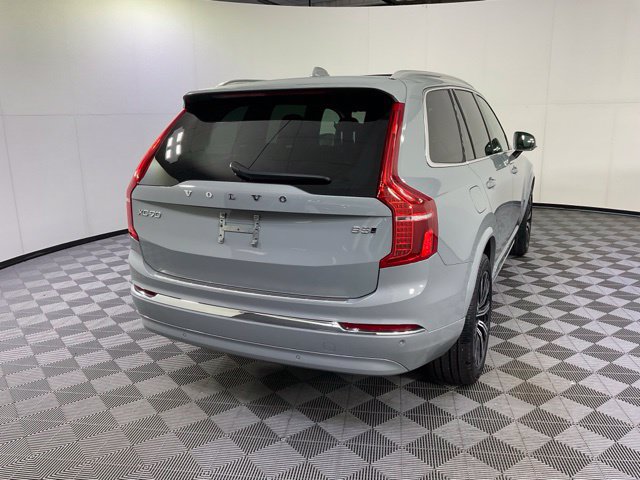 Certified 2025 Volvo XC90 B5 Core w/ Protection Package Premier AWD/4WD image 5