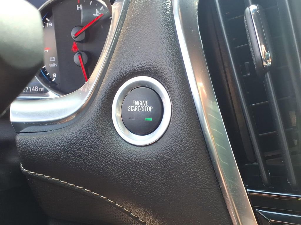 Used 2023 Chevrolet Traverse Premier image 26