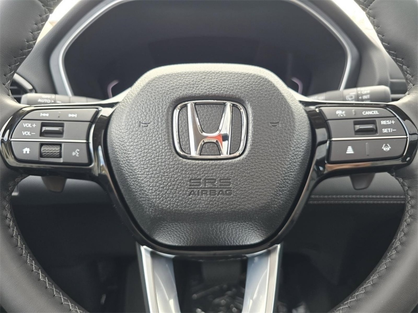 New 2025 Honda Pilot Touring image 30