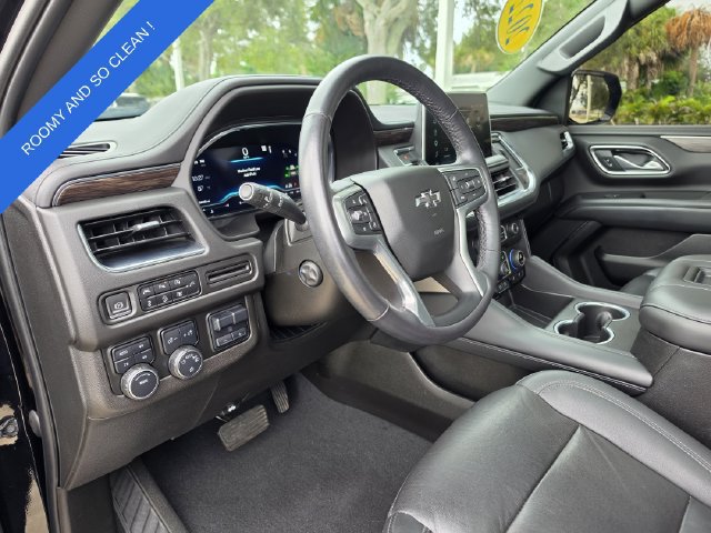 Used 2022 Chevrolet Suburban Z71 w/ Luxury Package AWD/4WD image 15