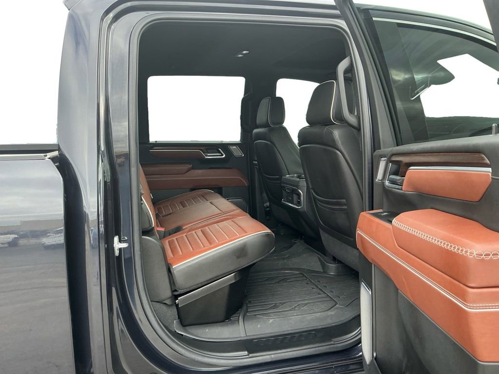 Used 2025 GMC Sierra 2500 Denali Ultimate image 23