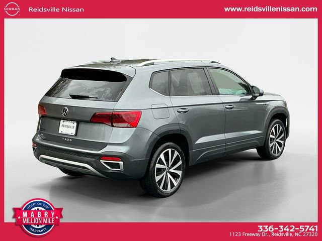 Used 2024 Volkswagen Taos SE image 6