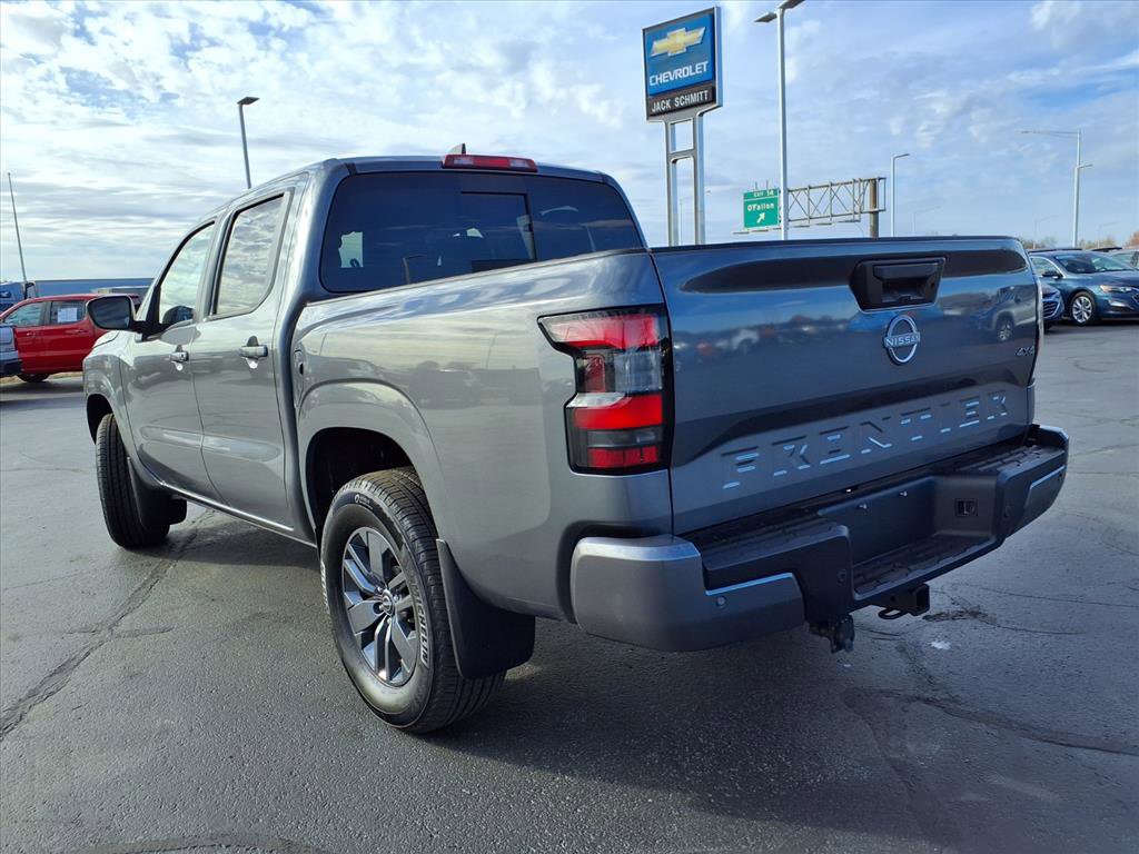 Used 2025 Nissan Frontier SV image 30
