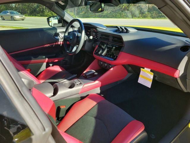 Certified 2024 Nissan Z Performance w/ Floor Mat Package image 13