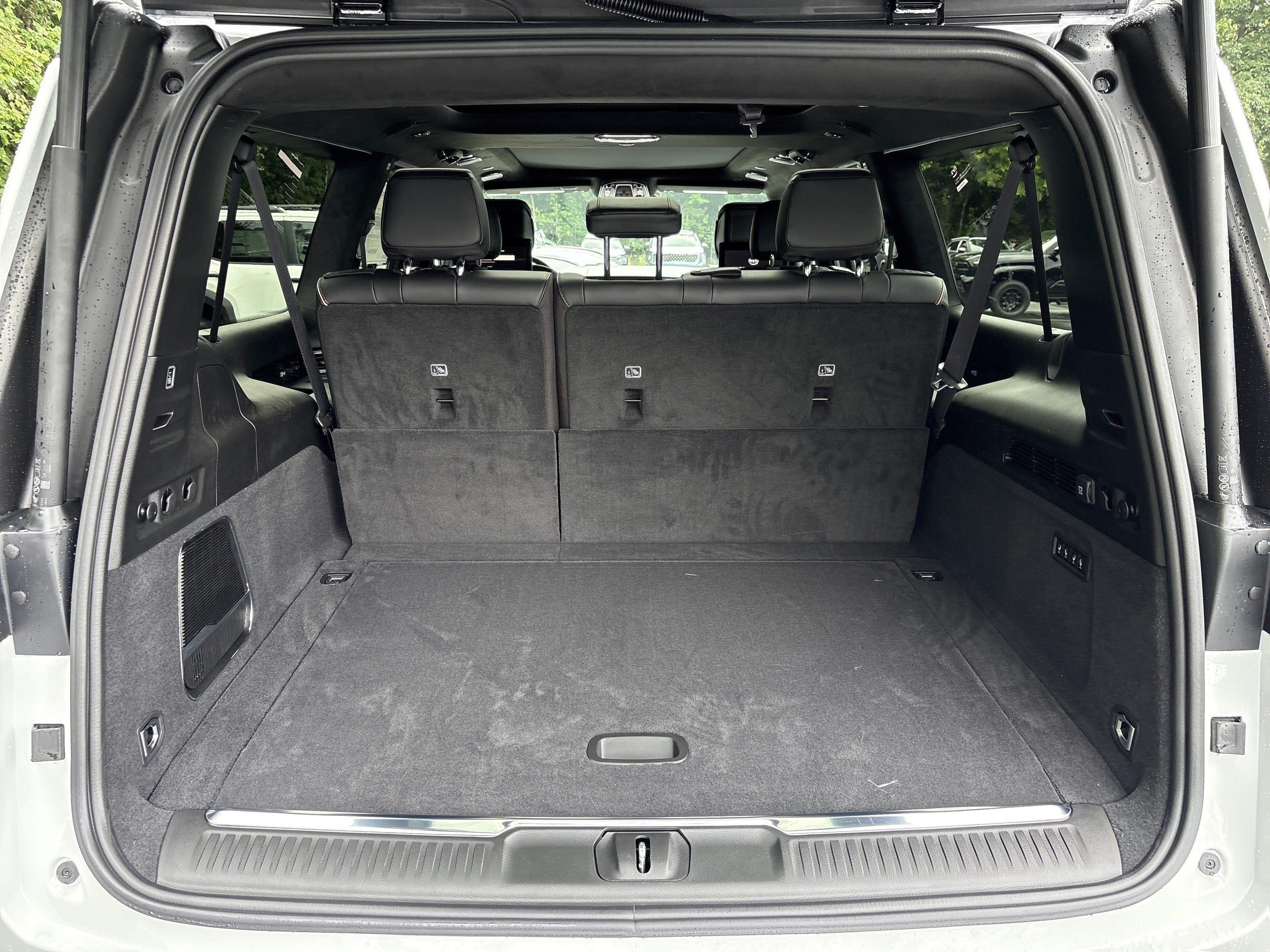 New 2026 Jeep Grand Wagoneer L Summit AWD/4WD image 37