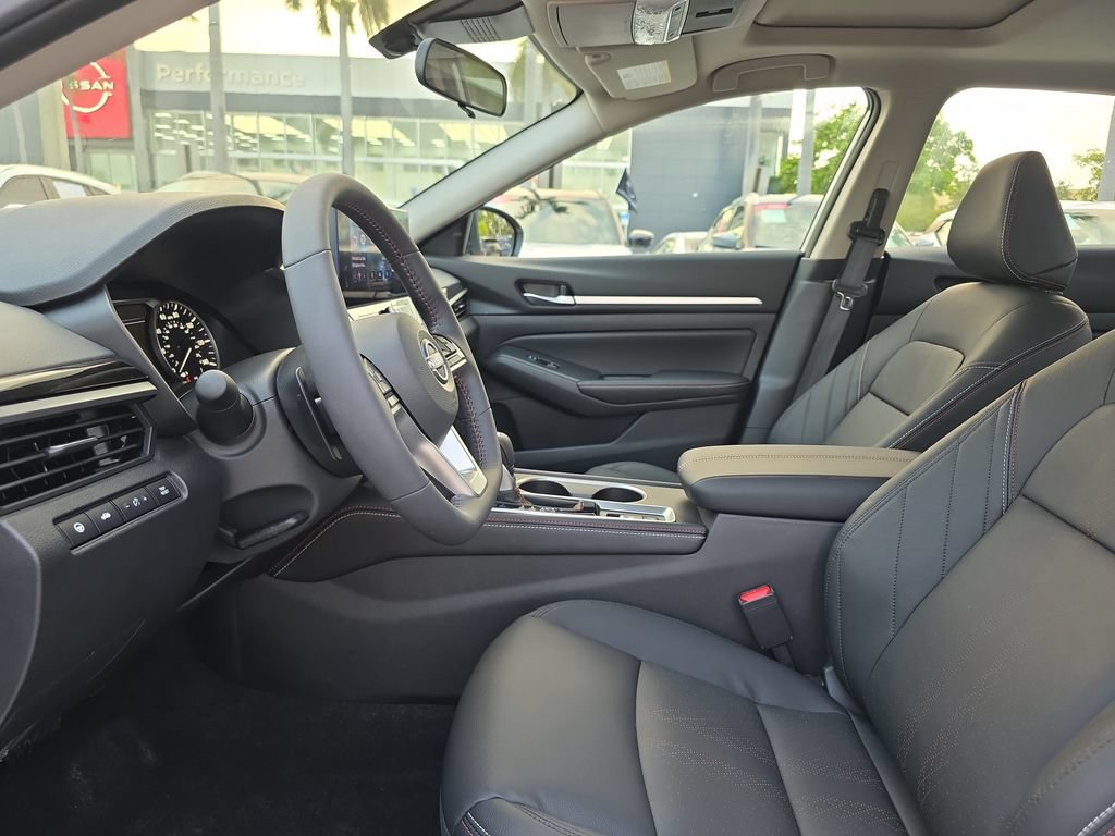 New 2026 Nissan Altima 2.5 SR FWD image 24