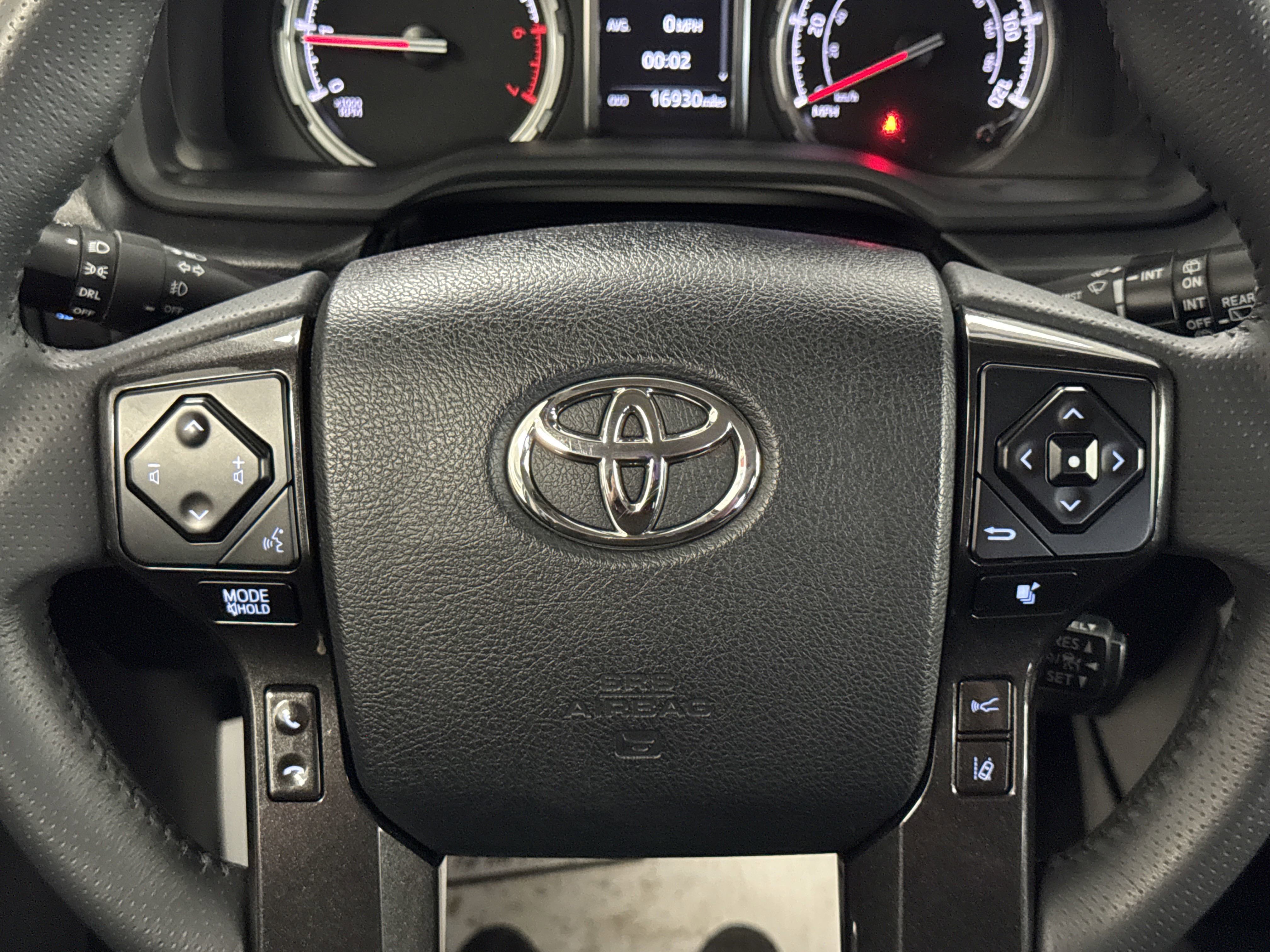 Used 2021 Toyota 4Runner TRD Off-Road image 15