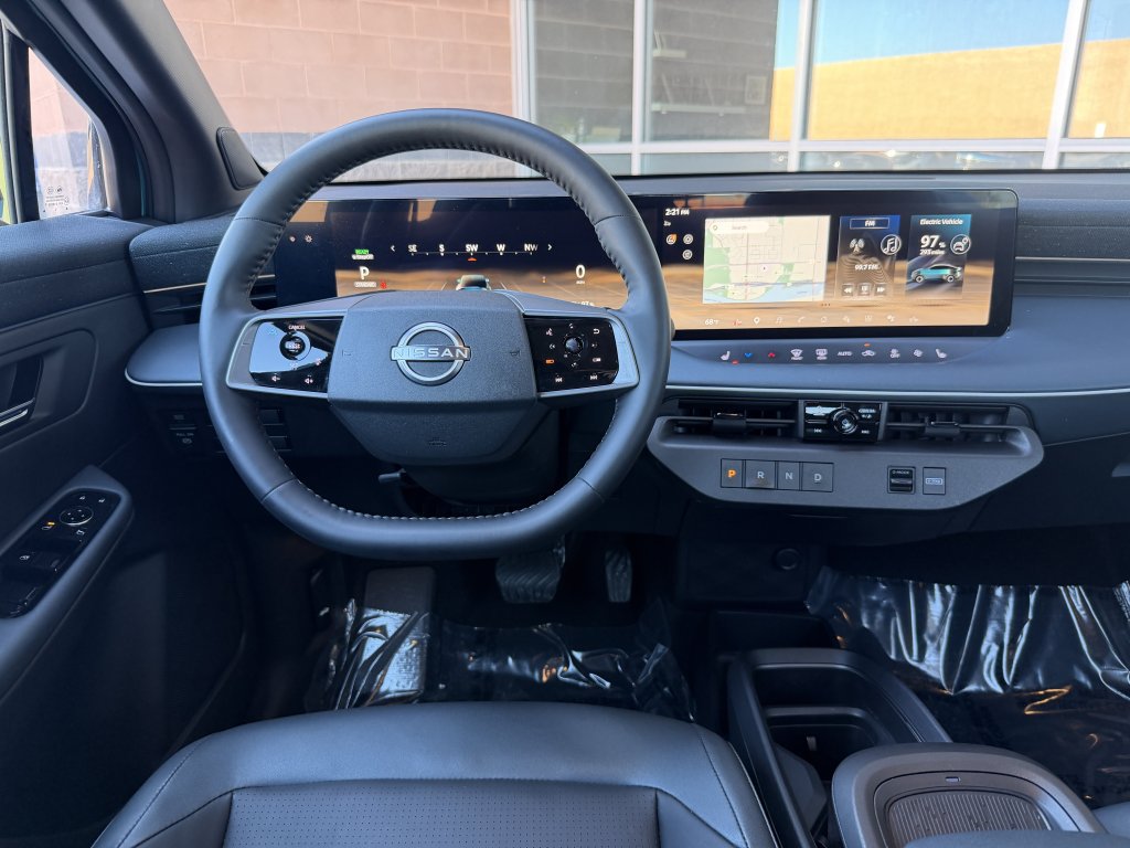 Used 2026 Nissan Leaf SV+ w/ Floor Mat Package (SV+) FWD image 16
