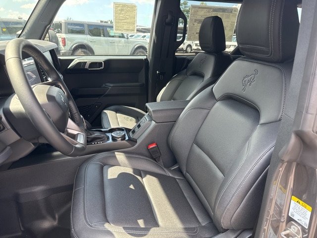New 2025 Ford Bronco Big Bend w/ Black Diamond Package AWD/4WD image 10