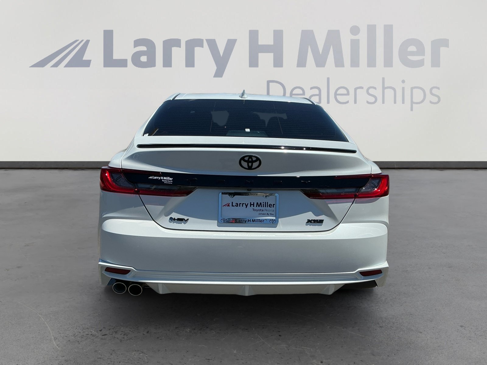 Used 2026 Toyota Camry XSE FWD image 4